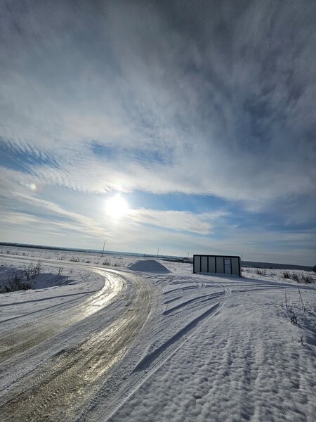 Dambovita, teren intravilan de casa la padure, 17 km de Bucuresti